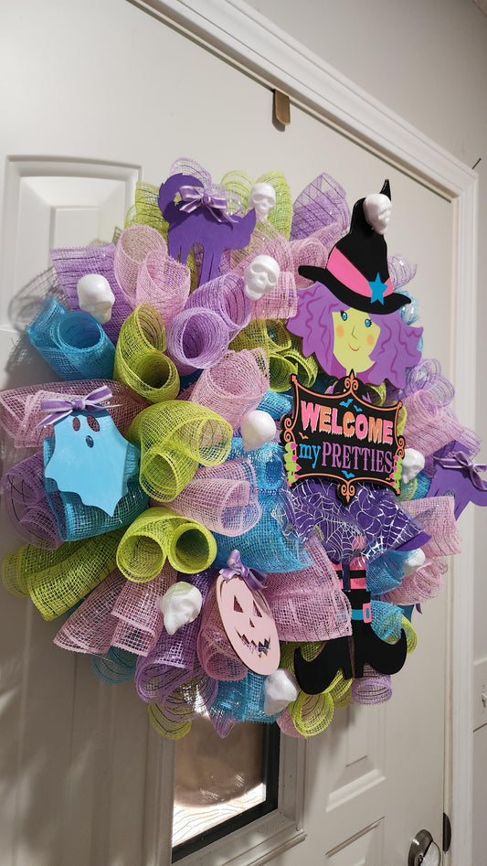 whimsy and witches decomesh wreath