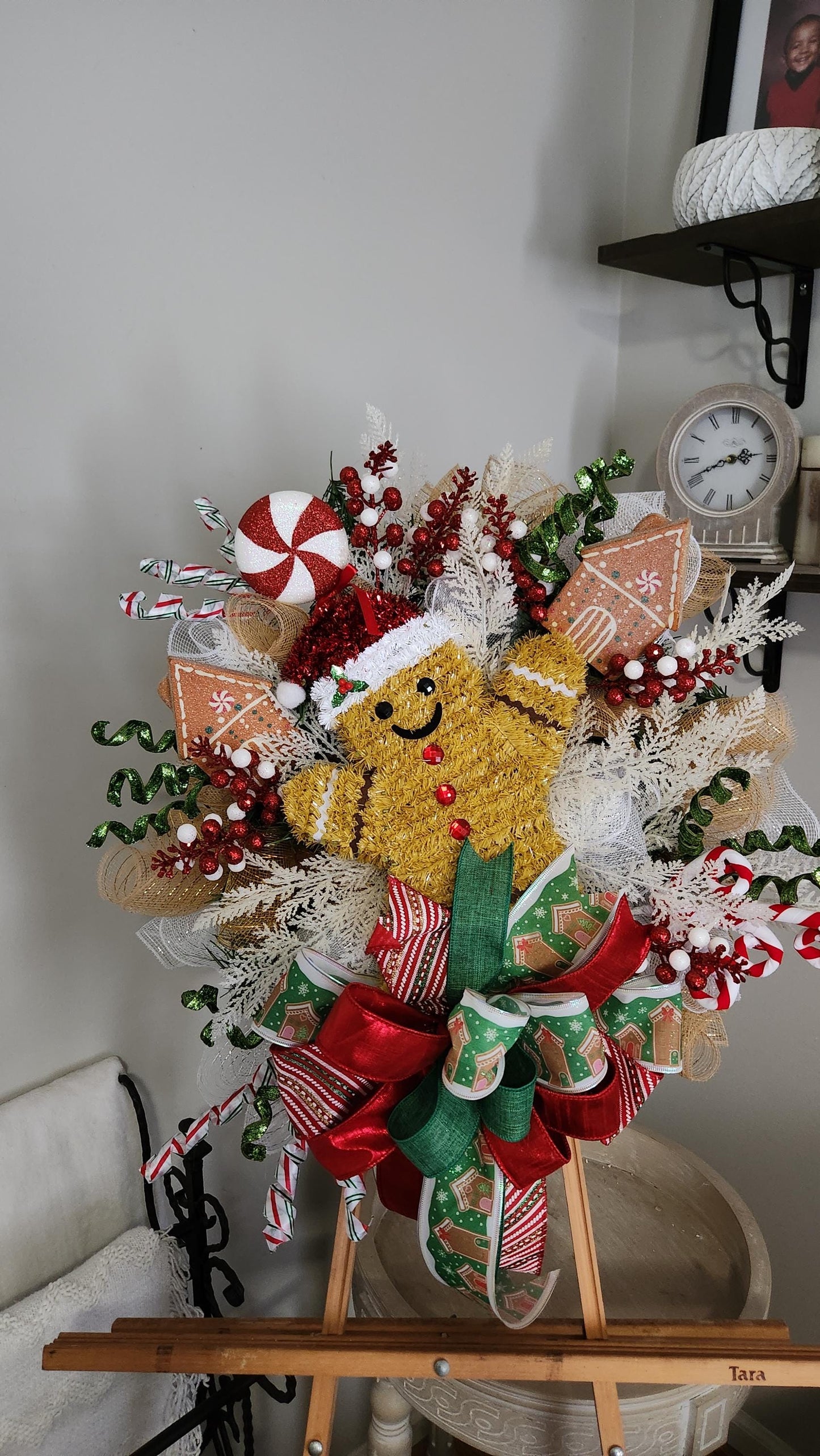 Gingerbread Christmas Wreath, Whimsical Holiday Front Door Decor, Candy Cane Gingerbread House Christmas Wreath