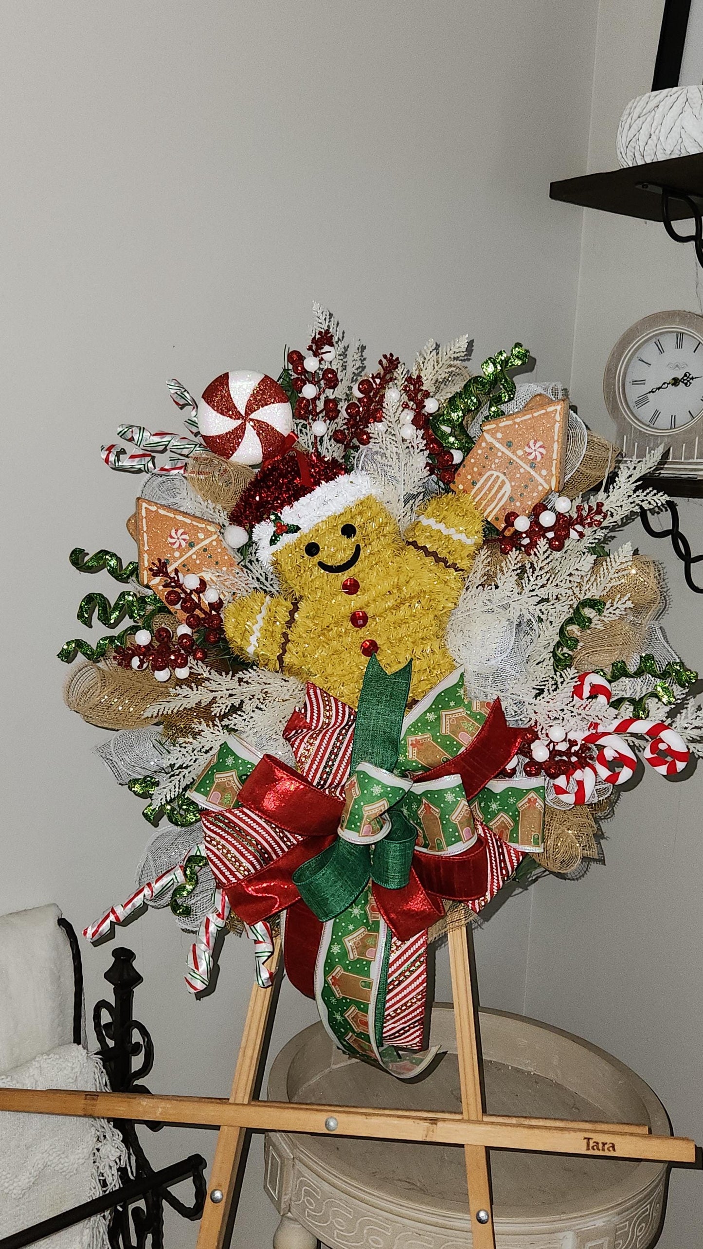Gingerbread Christmas Wreath, Whimsical Holiday Front Door Decor, Candy Cane Gingerbread House Christmas Wreath