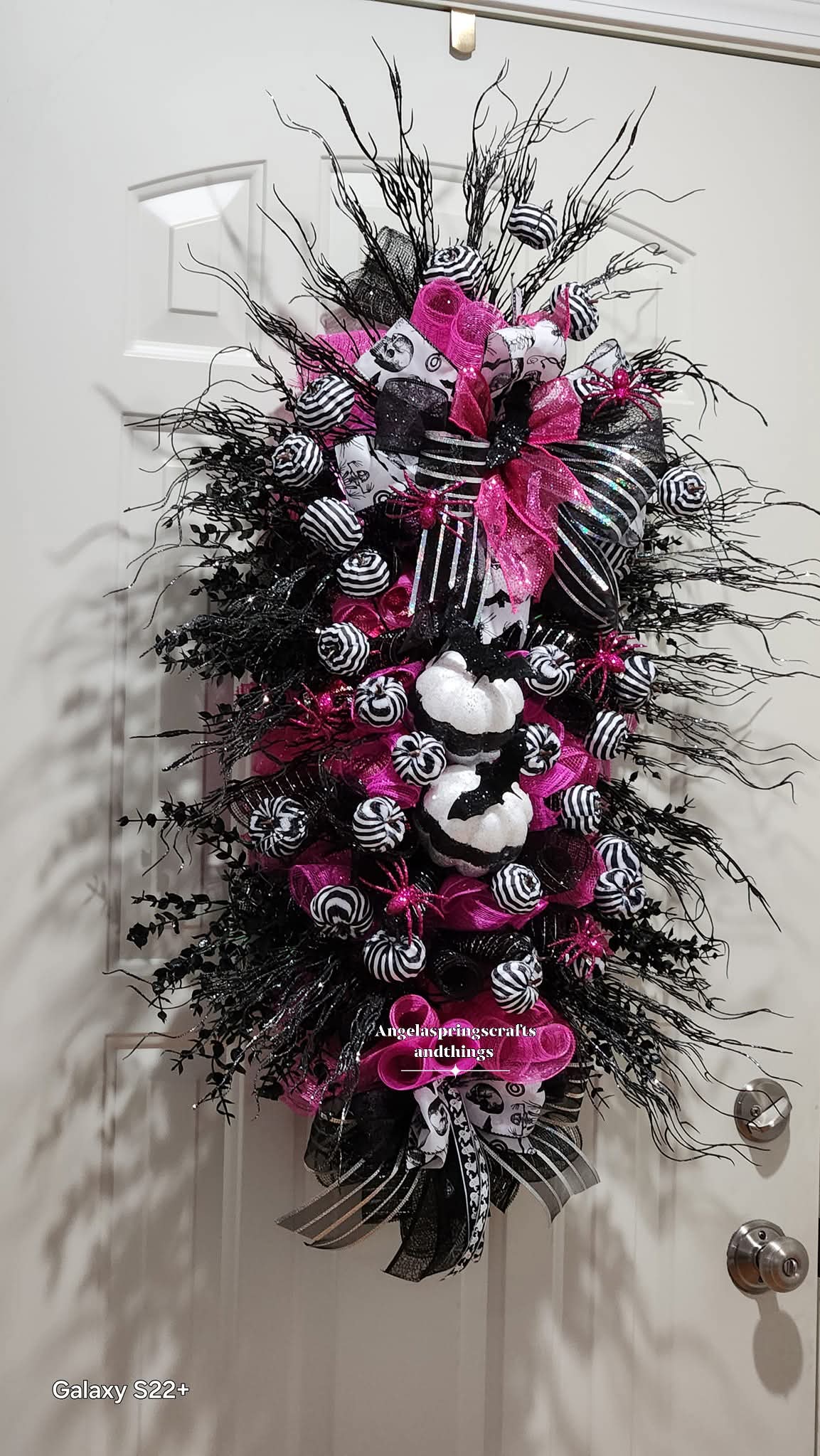 Glammy gothy glittery halloween swag